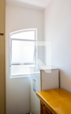 Apartamento à venda com 150m², 4 quartos e 2 vagas Apartamento à venda com 150m², 4 quartos e 2 vagasQuarto de serviço
