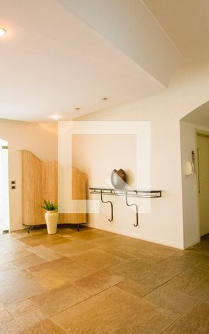Apartamento à venda com 150m², 4 quartos e 2 vagas Apartamento à venda com 150m², 4 quartos e 2 vagasÁrea comum
