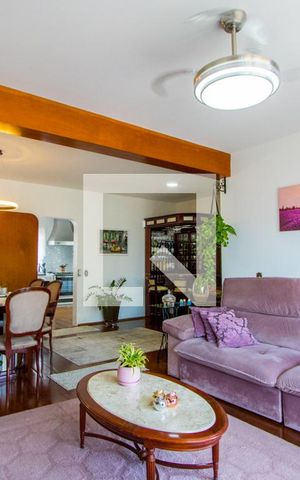 Apartamento à venda com 150m², 4 quartos e 2 vagas Apartamento à venda com 150m², 4 quartos e 2 vagasSala