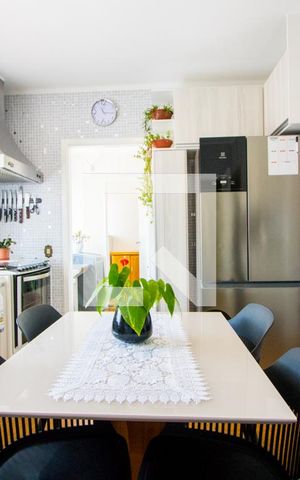 Apartamento à venda com 150m², 4 quartos e 2 vagas Apartamento à venda com 150m², 4 quartos e 2 vagasCozinha
