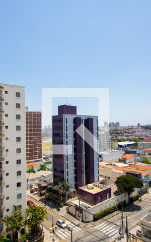 Apartamento à venda com 150m², 4 quartos e 2 vagas Apartamento à venda com 150m², 4 quartos e 2 vagasVista da varanda da sala