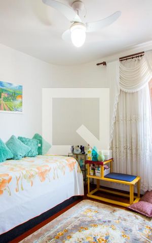 Apartamento à venda com 150m², 4 quartos e 2 vagas Apartamento à venda com 150m², 4 quartos e 2 vagasQuarto 2