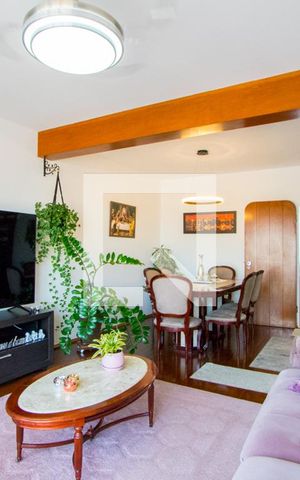 Apartamento à venda com 150m², 4 quartos e 2 vagas Apartamento à venda com 150m², 4 quartos e 2 vagasSala