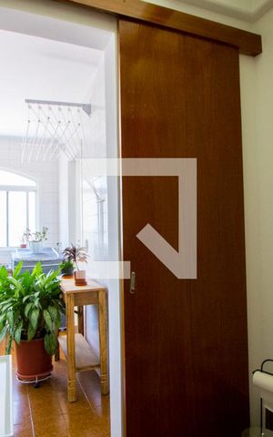 Apartamento à venda com 150m², 4 quartos e 2 vagas Apartamento à venda com 150m², 4 quartos e 2 vagasLavabo
