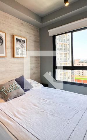 Studio para alugar com 32m², 1 quarto e sem vaga Studio para alugar com 32m², 1 quarto e sem vagaQuarto
