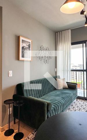 Studio para alugar com 32m², 1 quarto e sem vaga Studio para alugar com 32m², 1 quarto e sem vagaSala