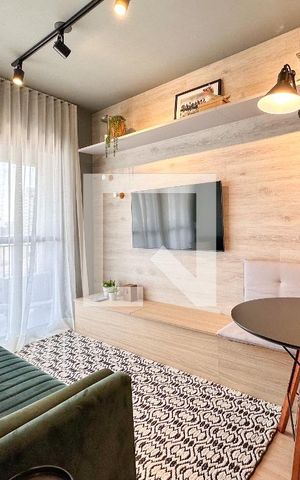 Studio para alugar com 32m², 1 quarto e sem vaga Studio para alugar com 32m², 1 quarto e sem vagaSala
