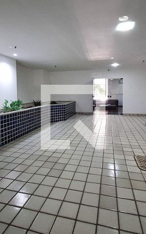 Apartamento para alugar com 81m², 2 quartos e 1 vaga Apartamento para alugar com 81m², 2 quartos e 1 vagaFachada e portaria