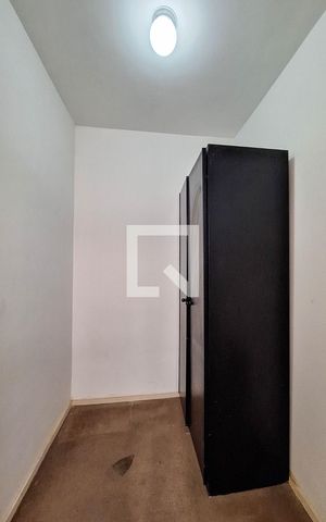 Apartamento para alugar com 81m², 2 quartos e 1 vaga Apartamento para alugar com 81m², 2 quartos e 1 vagaQuarto de Serviço