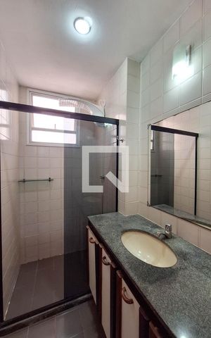 Apartamento para alugar com 81m², 2 quartos e 1 vaga Apartamento para alugar com 81m², 2 quartos e 1 vagaBanheiro Social