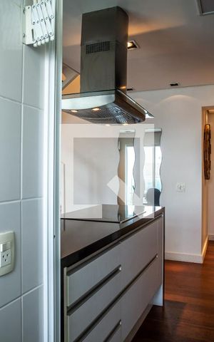 Apartamento à venda com 77m², 1 quarto e 2 vagas Apartamento à venda com 77m², 1 quarto e 2 vagasÁrea de Serviço