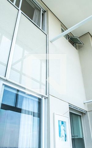 Apartamento à venda com 77m², 1 quarto e 2 vagas Apartamento à venda com 77m², 1 quarto e 2 vagasVaranda da Sala