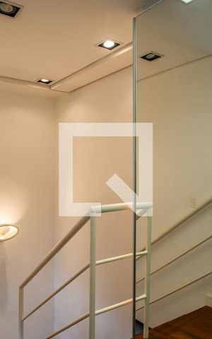 Apartamento à venda com 77m², 1 quarto e 2 vagas Apartamento à venda com 77m², 1 quarto e 2 vagasSuíte