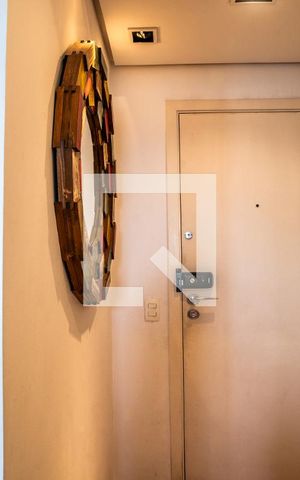 Apartamento à venda com 77m², 1 quarto e 2 vagas Apartamento à venda com 77m², 1 quarto e 2 vagasHall de entrada apartamento