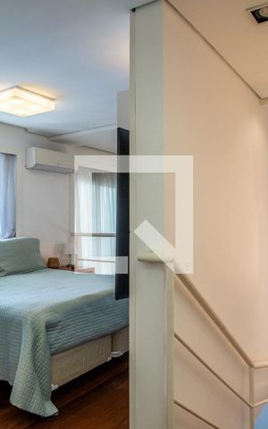 Apartamento à venda com 77m², 1 quarto e 2 vagas Apartamento à venda com 77m², 1 quarto e 2 vagasSuíte