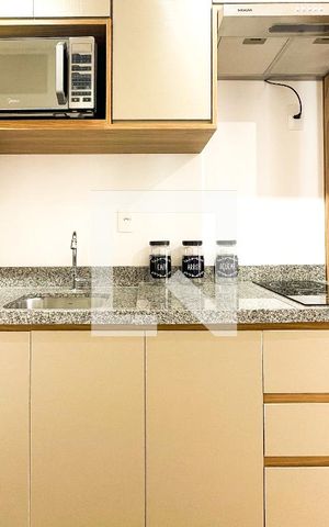 Studio para alugar com 24m², 1 quarto e sem vaga Studio para alugar com 24m², 1 quarto e sem vagaStudio/Cozinha