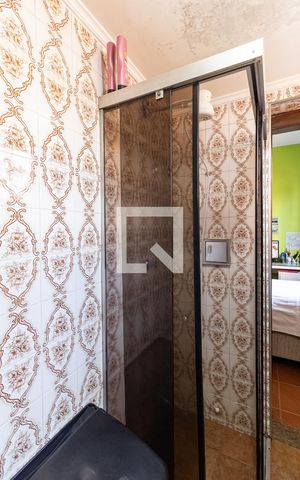 Casa à venda com 180m², 3 quartos e 2 vagas Casa à venda com 180m², 3 quartos e 2 vagasBanheiro da Suíte 2