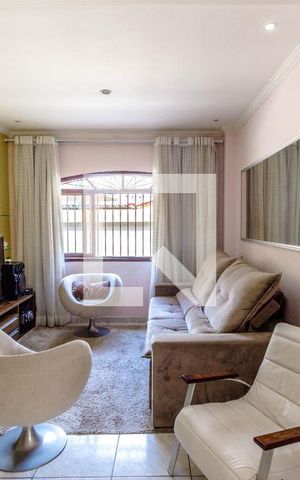 Casa de condomínio para alugar com 109m², 3 quartos e 1 vaga Casa de condomínio para alugar com 109m², 3 quartos e 1 vagaSala