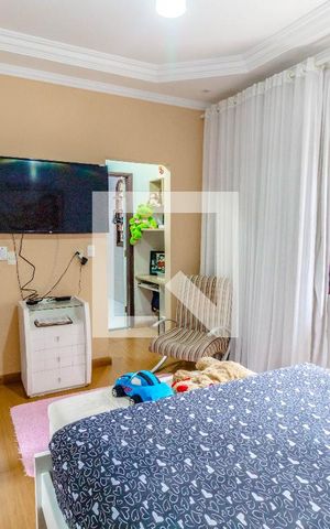 Casa de condomínio para alugar com 109m², 3 quartos e 1 vaga Casa de condomínio para alugar com 109m², 3 quartos e 1 vagaSuíte