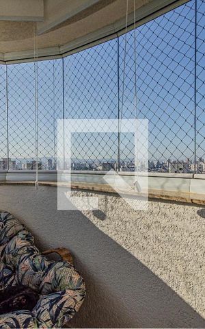 Apartamento à venda com 141m², 3 quartos e 4 vagas Apartamento à venda com 141m², 3 quartos e 4 vagasVaranda
