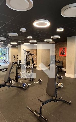 Studio à venda com 31m², 1 quarto e 1 vaga Studio à venda com 31m², 1 quarto e 1 vagaAcademia