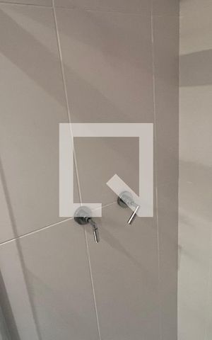 Studio à venda com 31m², 1 quarto e 1 vaga Studio à venda com 31m², 1 quarto e 1 vagaBanheiro