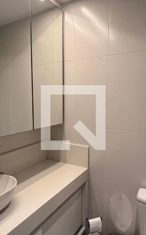 Studio à venda com 31m², 1 quarto e 1 vaga Studio à venda com 31m², 1 quarto e 1 vagaBanheiro