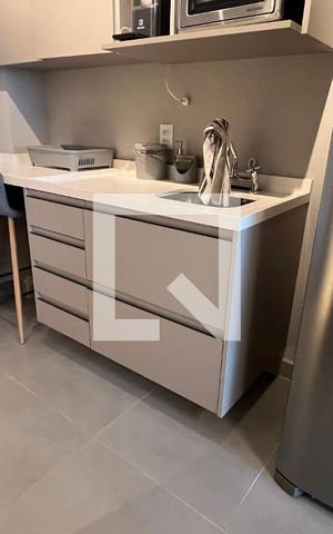 Studio à venda com 31m², 1 quarto e 1 vaga Studio à venda com 31m², 1 quarto e 1 vagaCozinha - Armários
