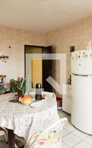 Casa à venda com 100m², 2 quartos e 2 vagasCozinha