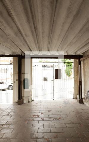 Casa à venda com 100m², 2 quartos e 2 vagasGaragem