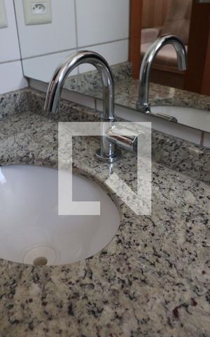 Apartamento para alugar com 70m², 2 quartos e 1 vagaBanheiro Social