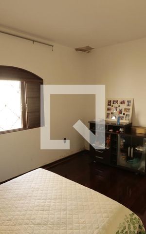 Casa à venda com 200m², 3 quartos e 2 vagasQuarto 1