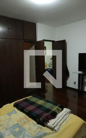 Casa à venda com 200m², 3 quartos e 2 vagasQuarto 3 - Suíte