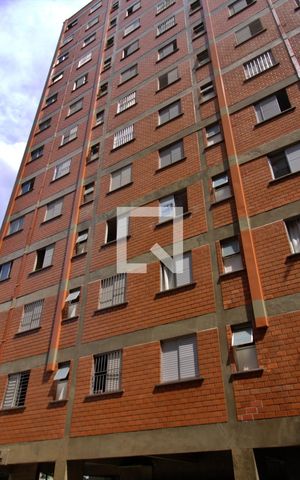 Apartamento para alugar com 44m², 2 quartos e 1 vaga Apartamento para alugar com 44m², 2 quartos e 1 vagaFachada