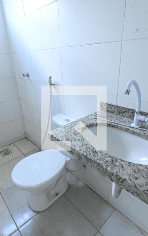 Casa de condomínio à venda com 62m², 2 quartos e 1 vaga Casa de condomínio à venda com 62m², 2 quartos e 1 vagaBanheiro