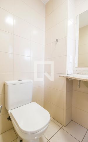 Apartamento para alugar com 165m², 3 quartos e 3 vagas Apartamento para alugar com 165m², 3 quartos e 3 vagasBanheiro da Suíte 2