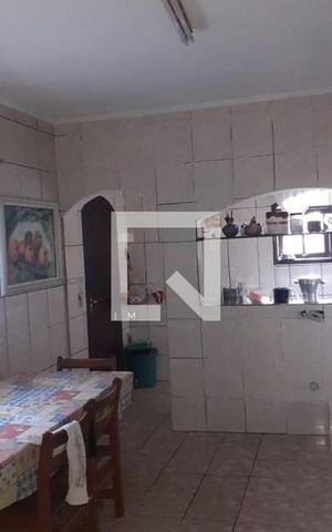Casa à venda com 162m², 4 quartos e 2 vagas