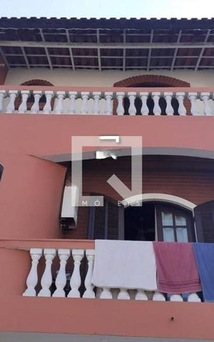 Casa à venda com 162m², 4 quartos e 2 vagas