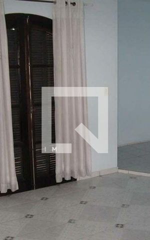 Casa à venda com 180m², 3 quartos e 2 vagas