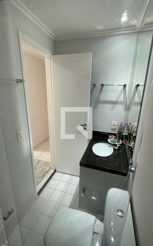 Apartamento para alugar com 65m², 2 quartos e 1 vagaBanheiro da Suíte