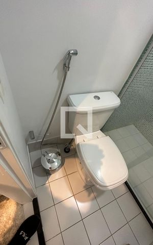 Apartamento para alugar com 65m², 2 quartos e 1 vagaDetalhe do banheiro