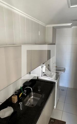 Apartamento para alugar com 65m², 2 quartos e 1 vagaCozinha - Armários