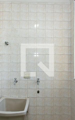 Apartamento para alugar com 65m², 3 quartos e 1 vagaÁrea de Serviço