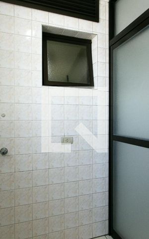Apartamento para alugar com 65m², 3 quartos e 1 vagaÁrea de Serviço