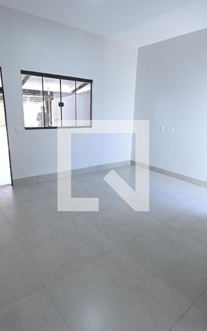 Casa para alugar com 70m², 2 quartos e 1 vaga Casa para alugar com 70m², 2 quartos e 1 vagaSala