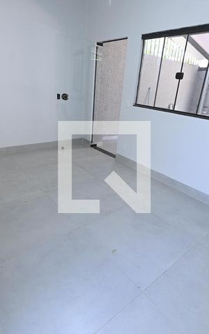 Casa para alugar com 70m², 2 quartos e 1 vaga Casa para alugar com 70m², 2 quartos e 1 vagaSala