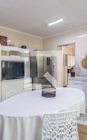 Casa à venda com 222m², 3 quartos e 4 vagasCozinha