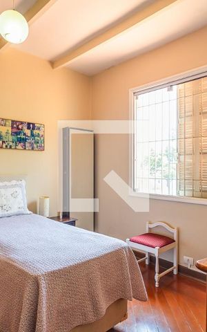 Casa à venda com 222m², 3 quartos e 4 vagasQuarto 2