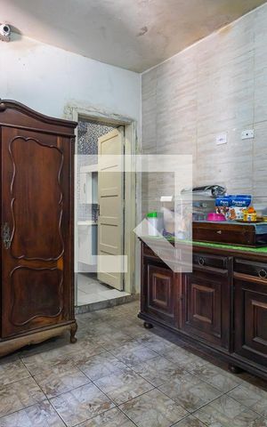 Casa à venda com 222m², 3 quartos e 4 vagasÁrea de Serviço - Quarto