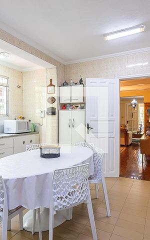 Casa à venda com 222m², 3 quartos e 4 vagasCozinha